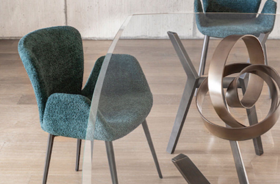 Sedie Bouclè - Nuovo rivestimento della collezione Sedie Riflessi