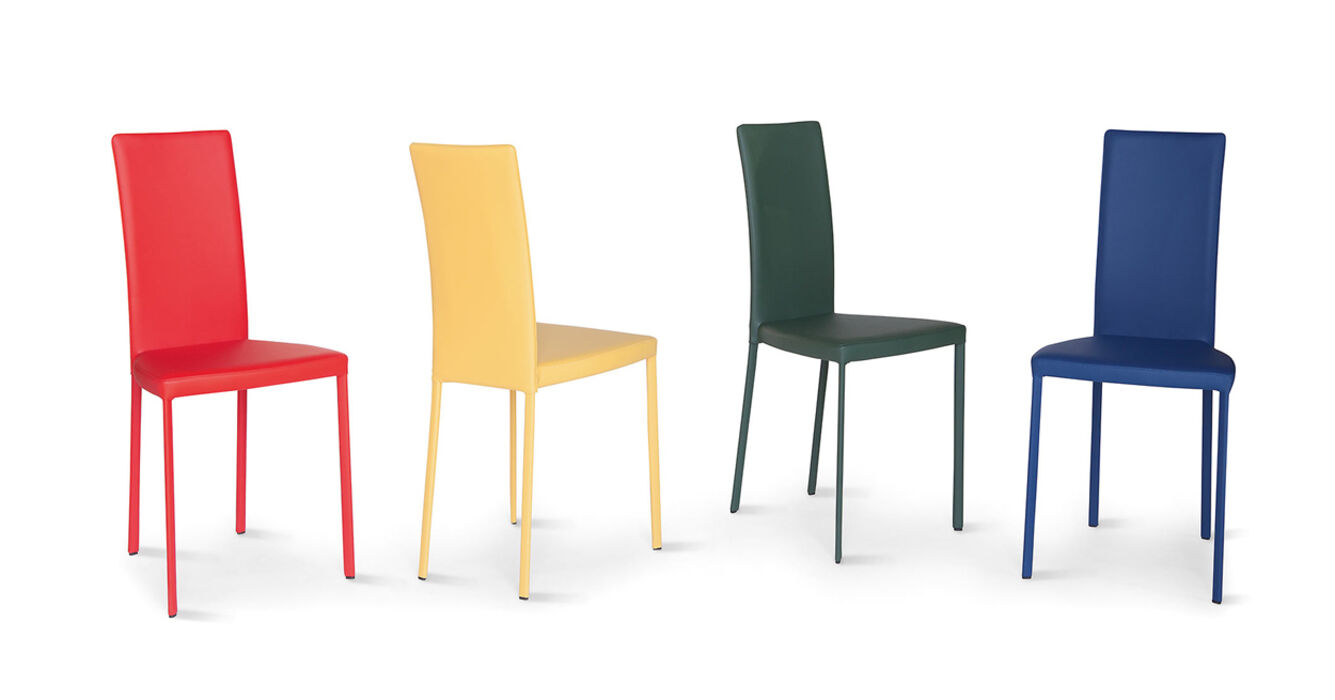 vasta possibilità di personalizzazione per le sedie della collezione Riflessi