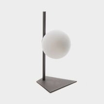 Lampada da tavolo design moderno ed elegante - Meridian, Riflessi Lampada da tavolo design moderno ed elegante - Meridian, Riflessi