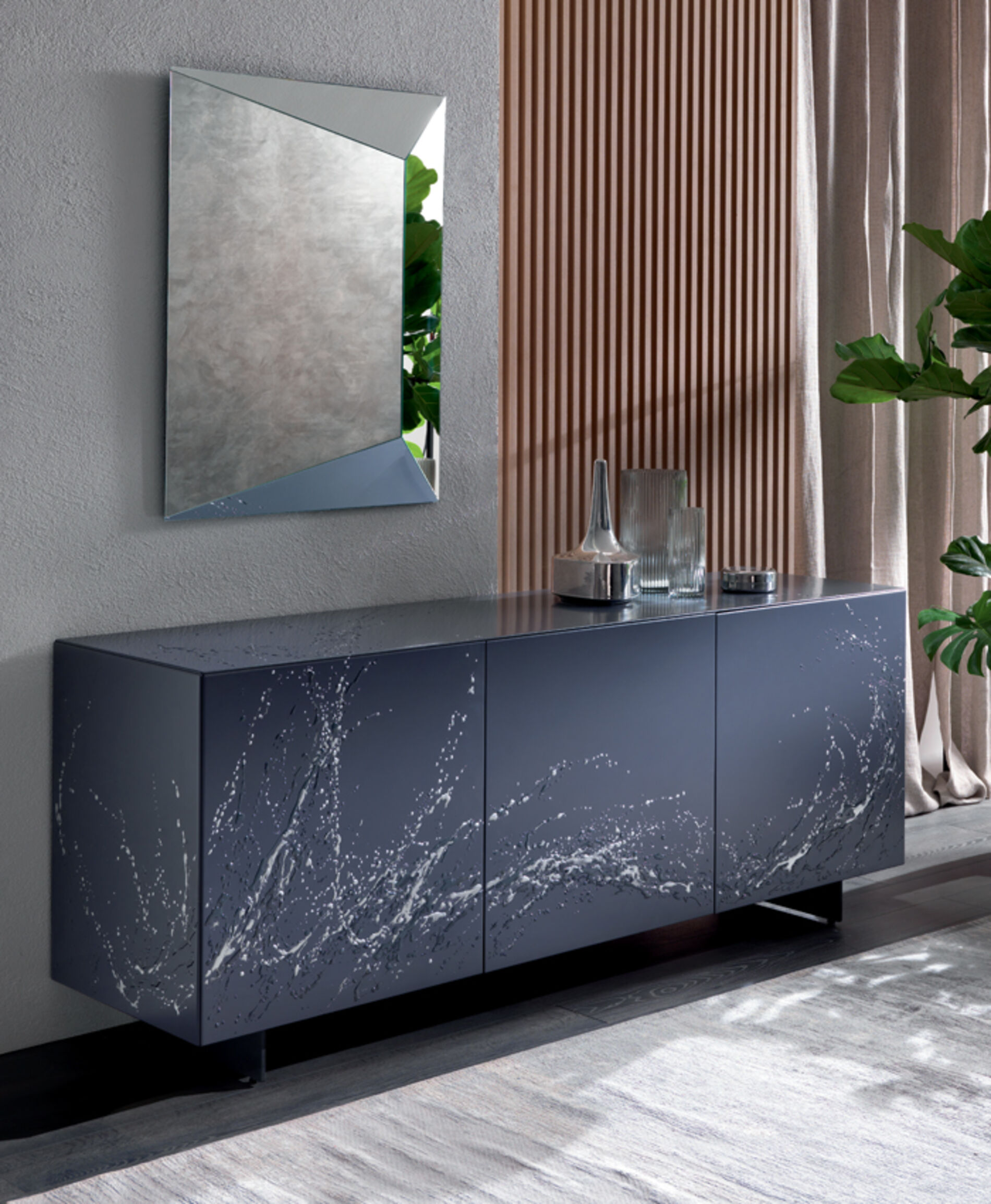 madia decorata a mano