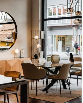 gallery 07
