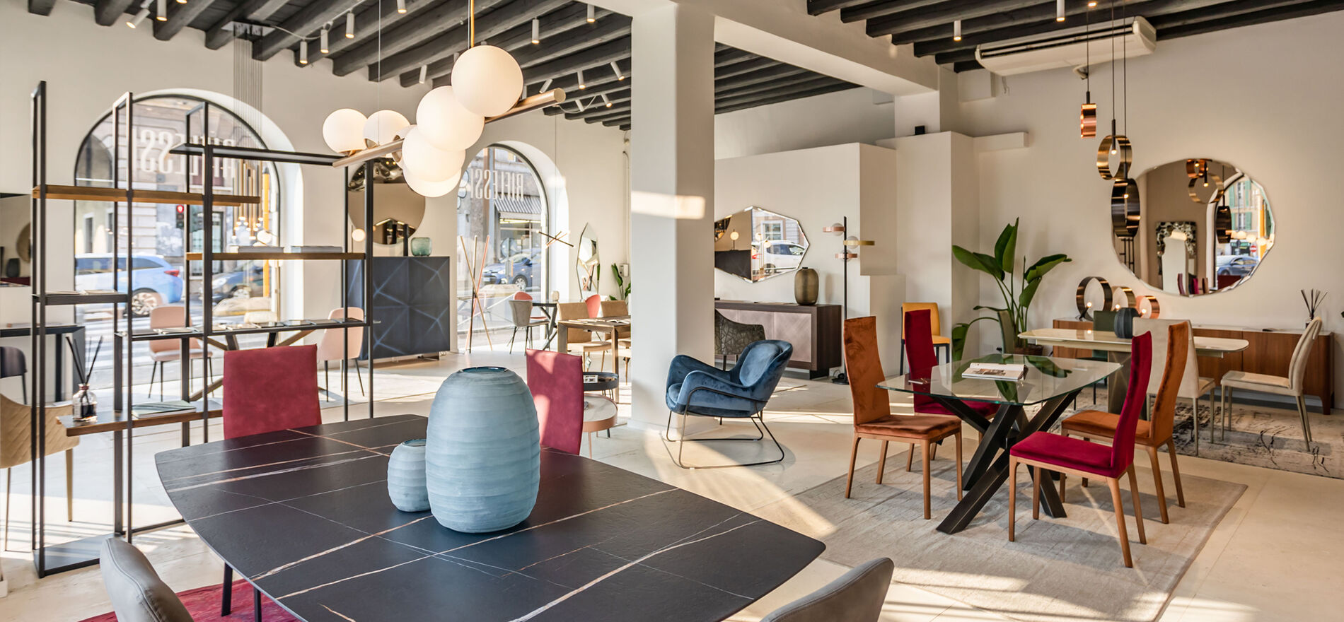 Negozio Arredamento Brescia, Riflessi