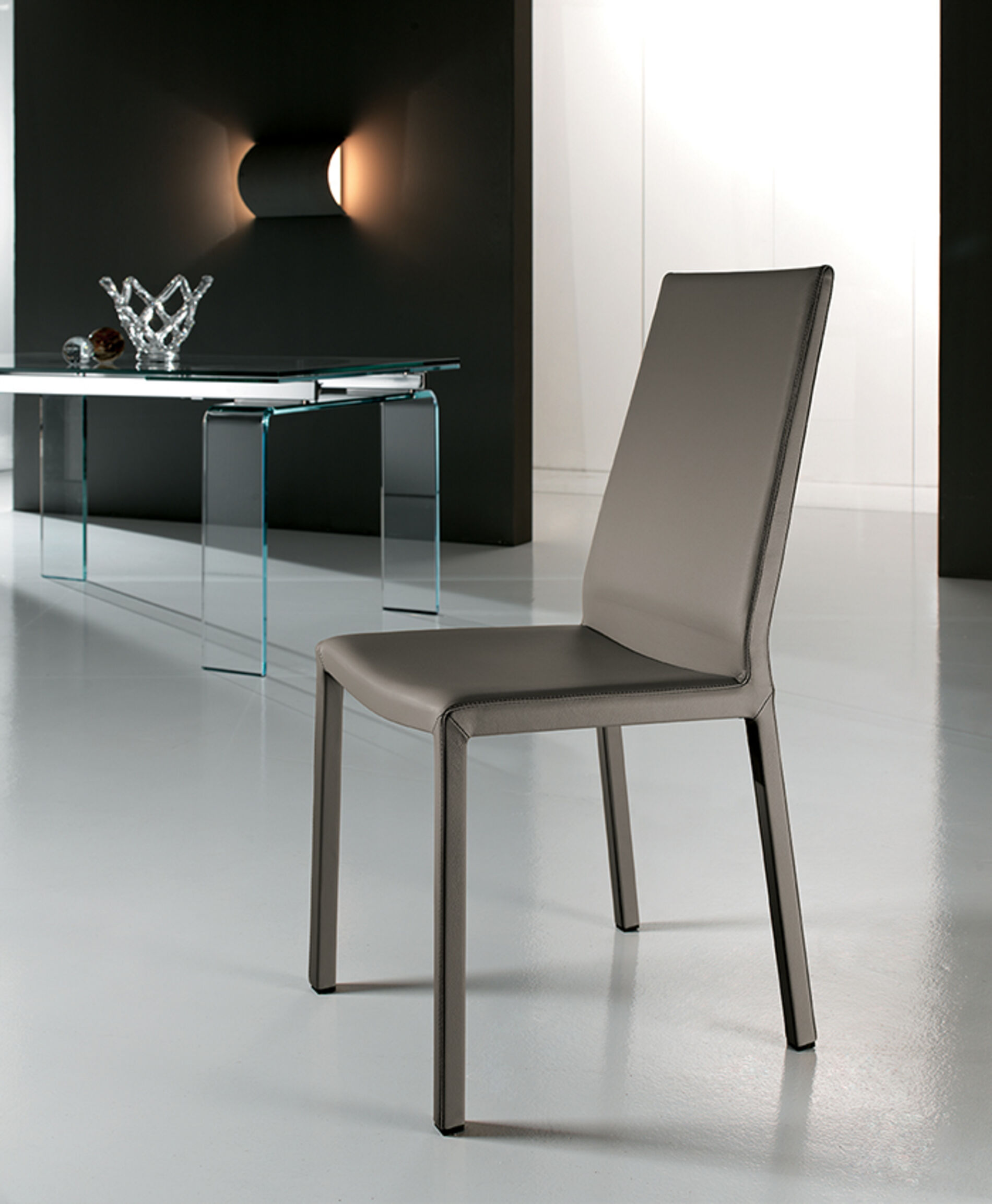 sedia gambe rivestite