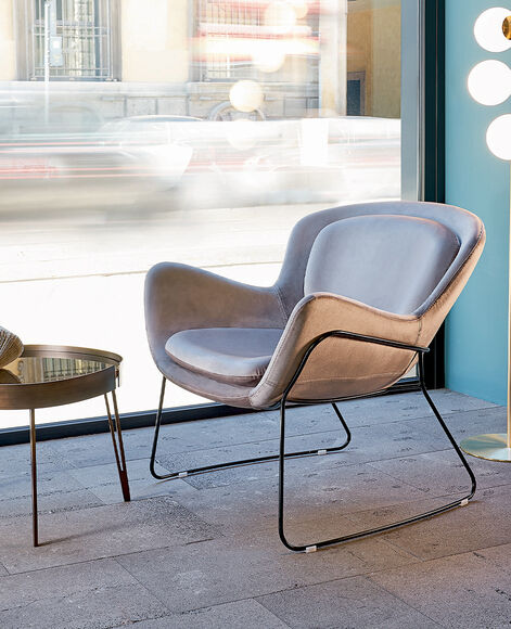 Poltrona di design, lounge chair, elegante e moderna - Meghan, Riflessi Poltrona di design, lounge chair, elegante e moderna - Meghan, Riflessi