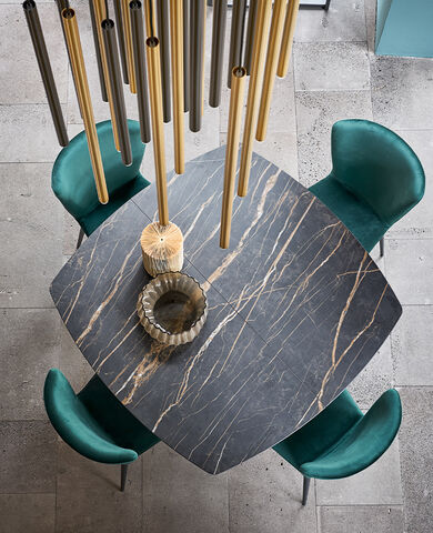 Tavolo rotondo piano in ceramica o cristallo, allungabile  - Square, Riflessi